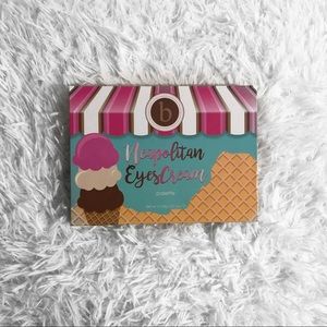 NEAPOLITAN EYESCREAM PALETTE - BEAUTY BAKERY